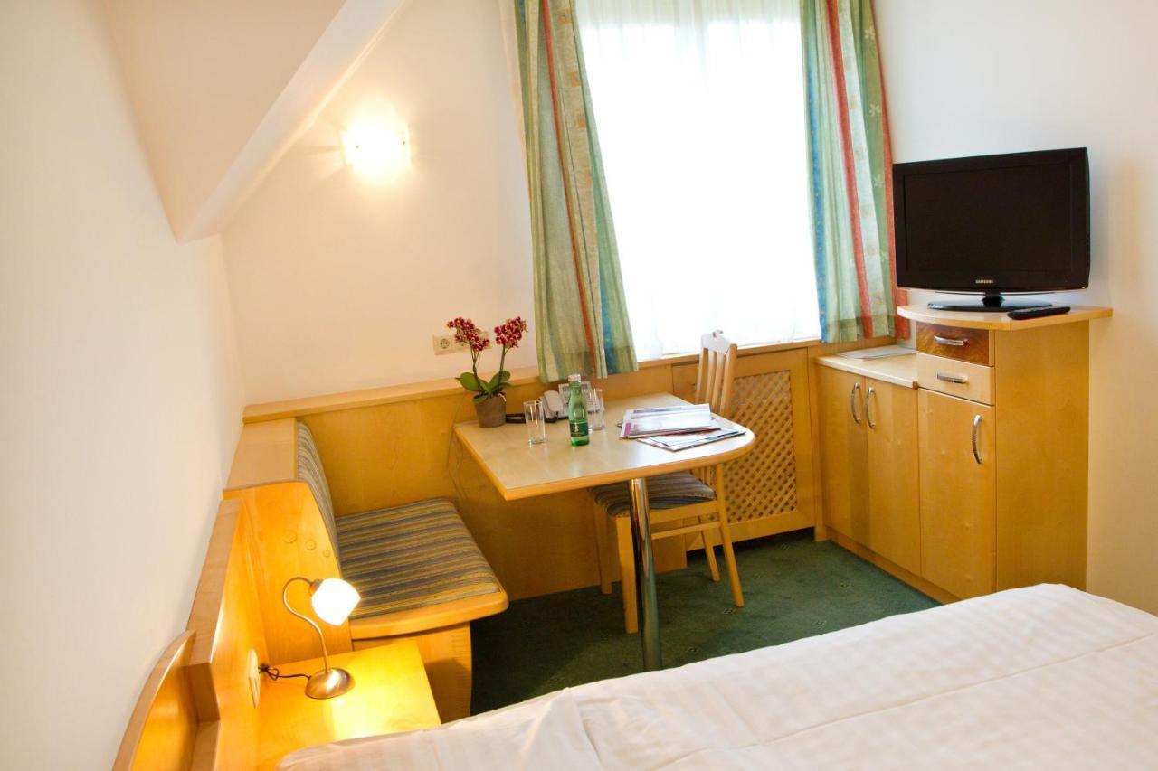 Manhartsbrunn Hotel Stich מראה חיצוני תמונה