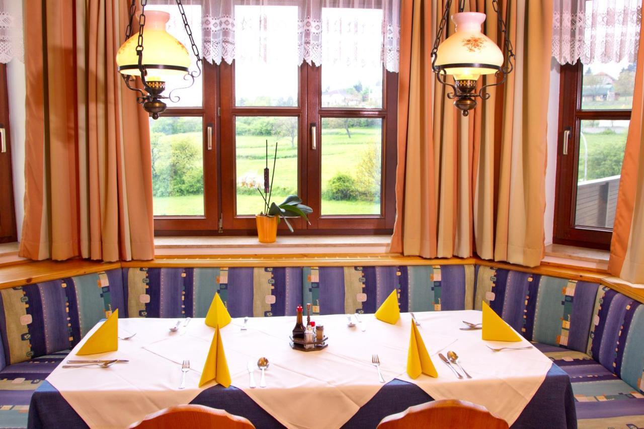 Manhartsbrunn Hotel Stich מראה חיצוני תמונה
